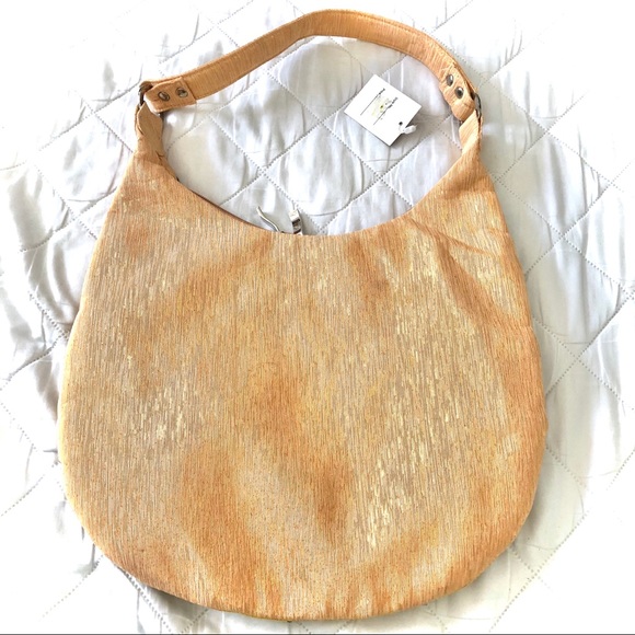 Shimmering Gold Bag with Embroidered Beads & Gems - Picture 3 of 8